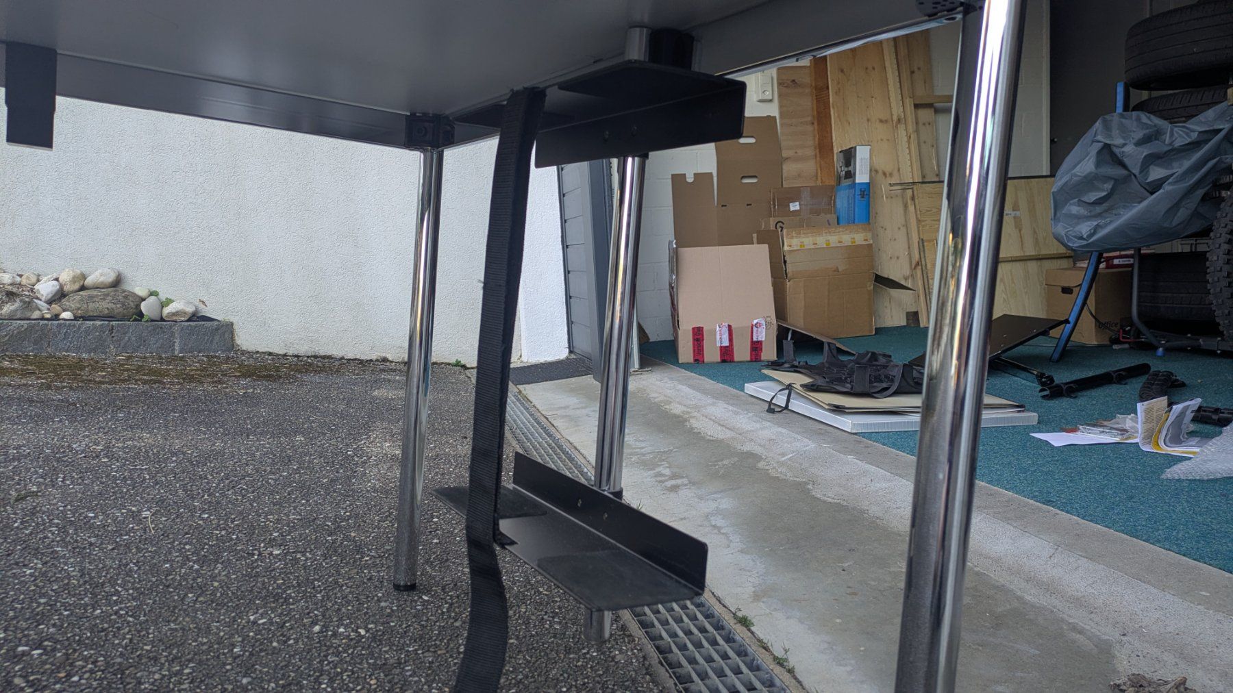 Supporti a parete: USM Haller CPU-Halter – Usato da Rothrist venduto da Brager
