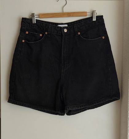 ZARA Damen Jeansshorts Schwarz Gr. 44 (EUR) Sommerlich Top Z