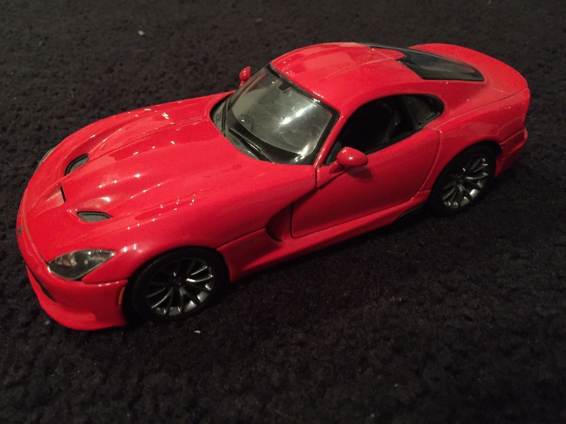 Dodge Modellini d'auto: Dodge Viper – Usato da Root venduto da NaBr76