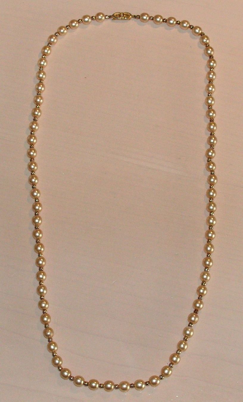 Catenine: Halskette Perlenkette 65 cm – Usato da Oberriet SG venduto da Manick