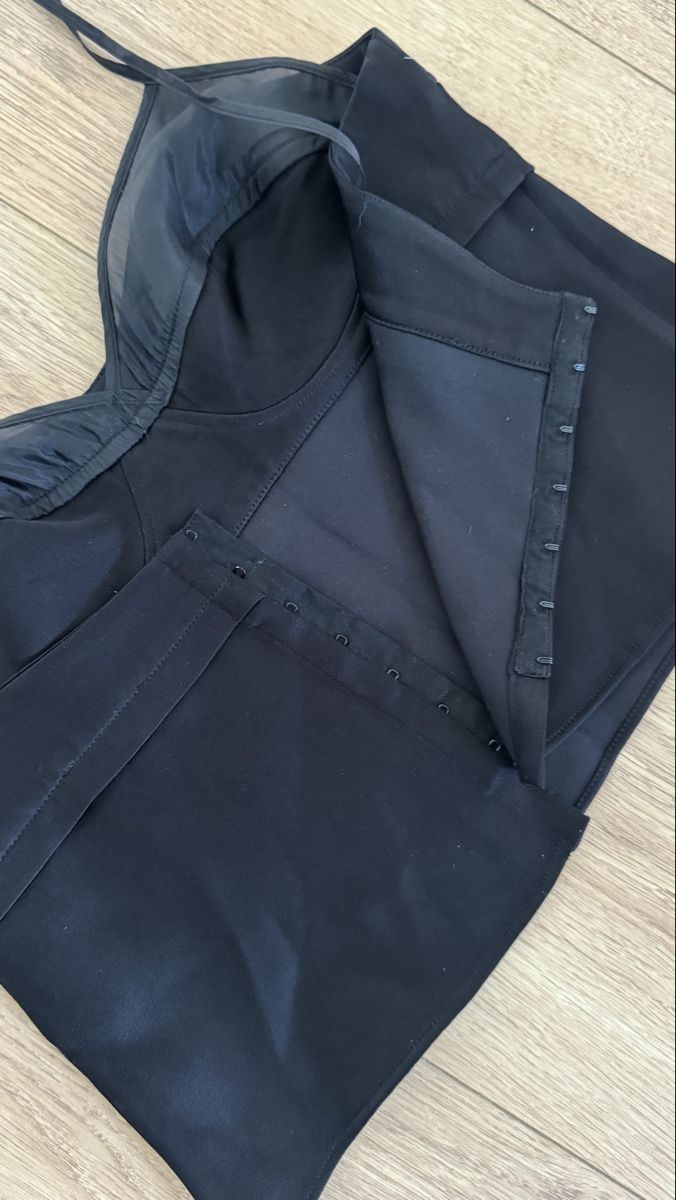 Massimo Dutti Top: Wunderschönes Korsett-Top von Massimo Dutti. – Nuovo (secondo la descrizione) da Schaffhausen venduto da R_Muzh 3