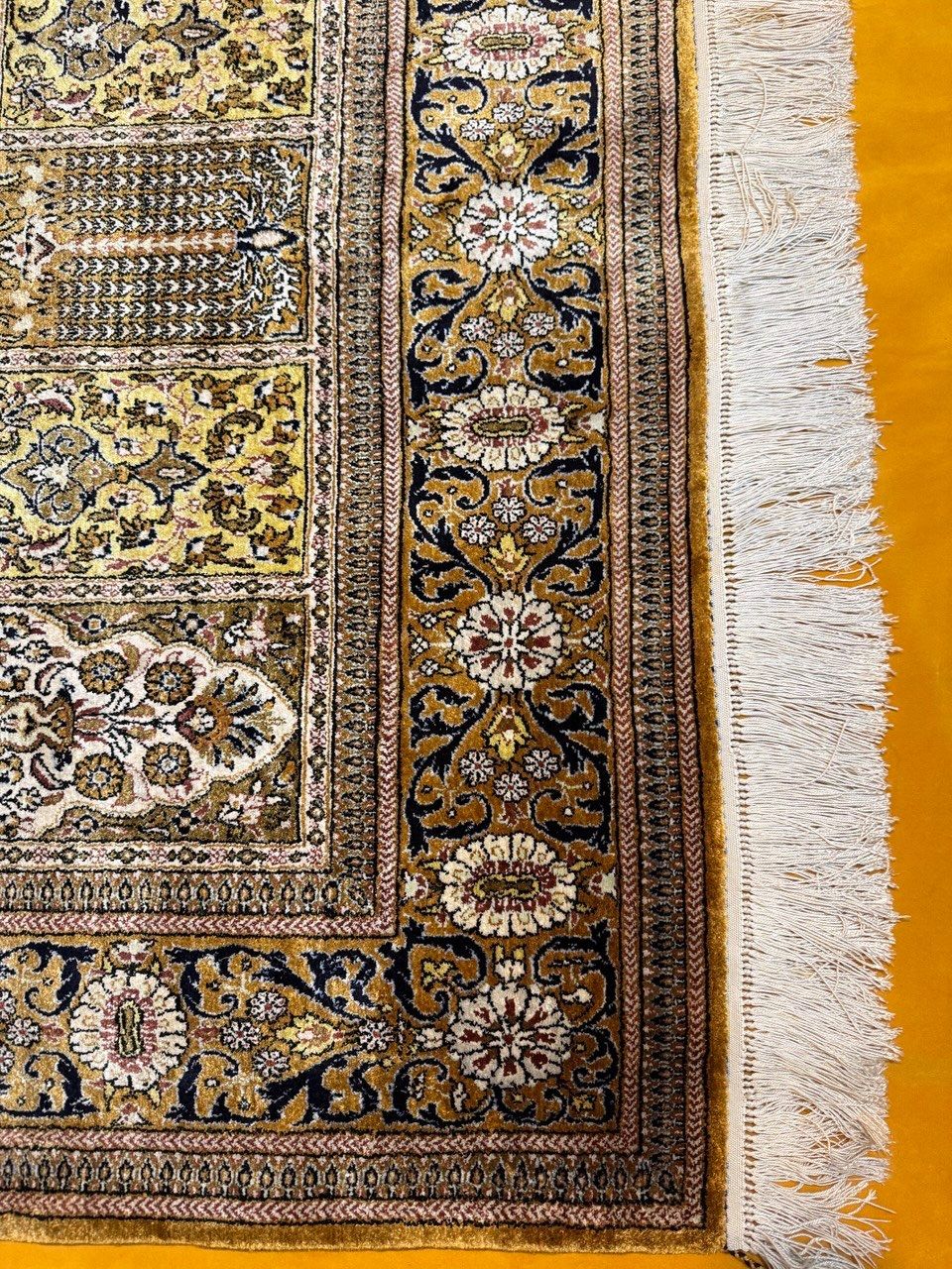 Teppiche: Echte persische Seidenteppich ( Qom) – Gebraucht aus Chur von Mohammad.miga 6