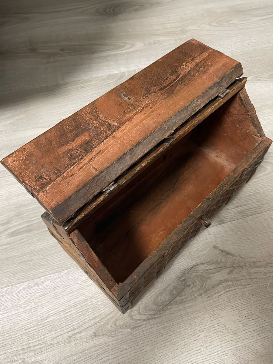 Cassapanche: Coffre en bois ancienne – Usato da Montreux venduto da Pipo7878 5