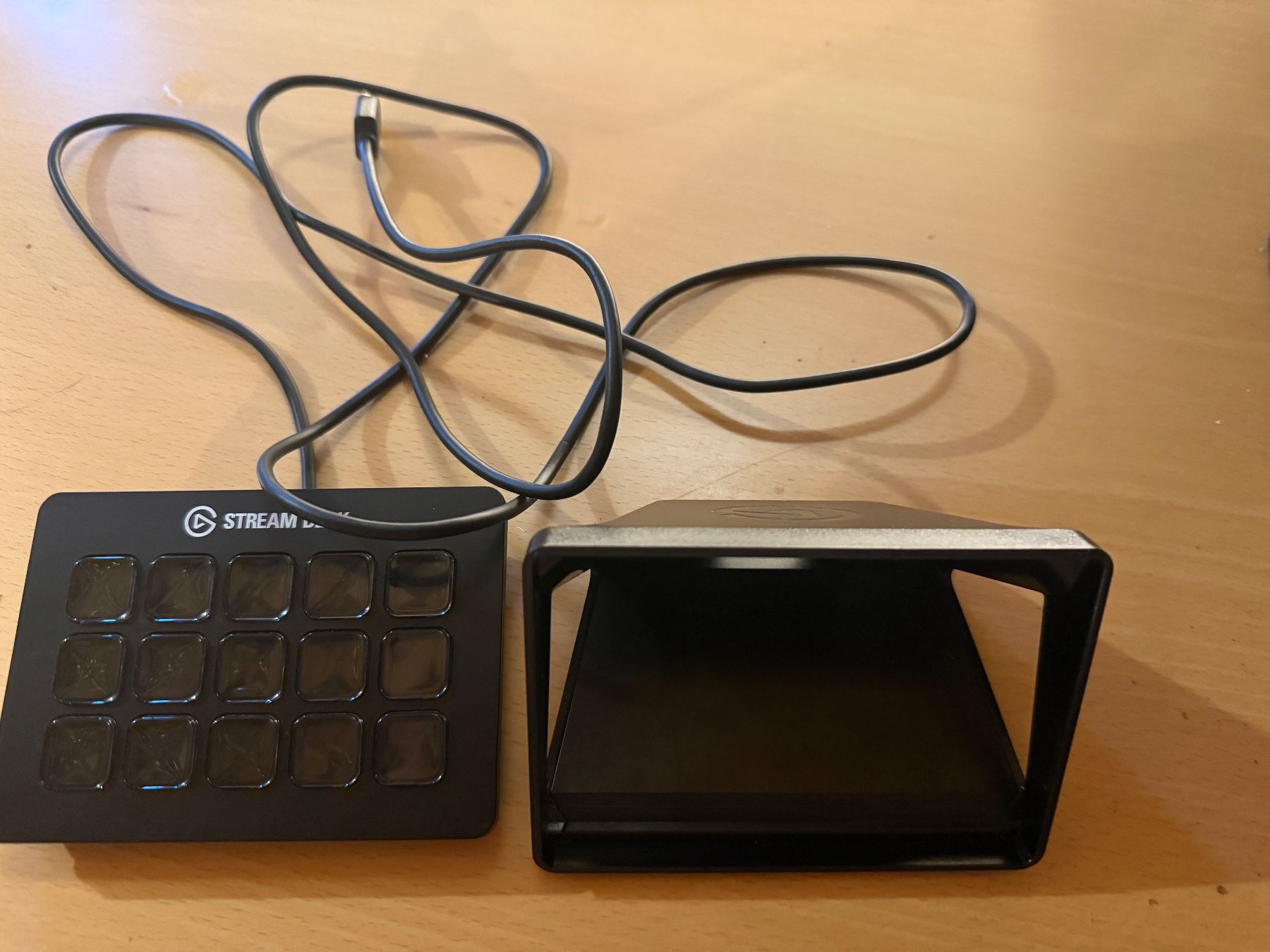 Tastiere: Gebraucht / Elgato Stream Deck MK.2 – Usato da Laupen BE venduto da fab_bl5s 1