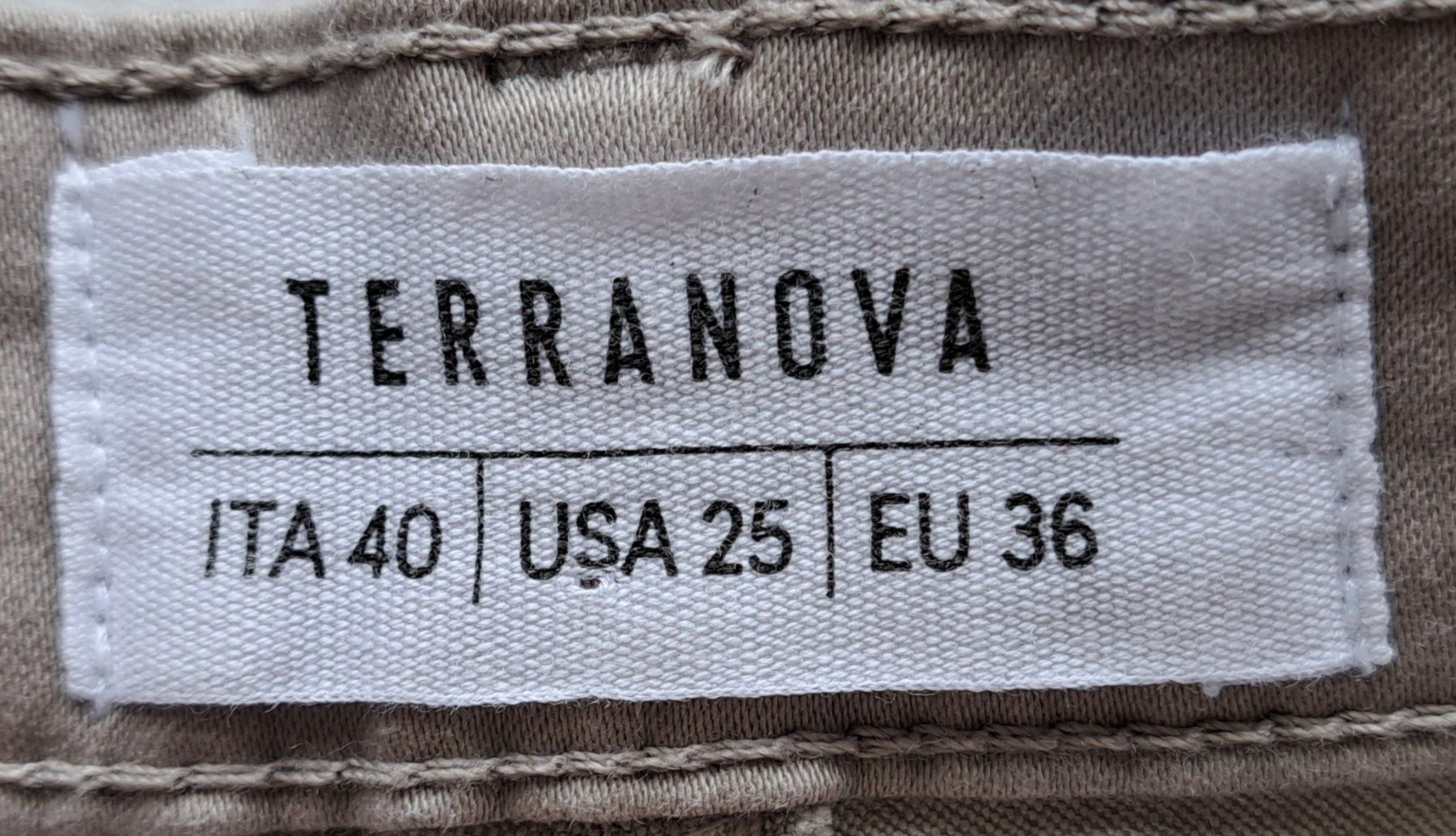Pantaloni: TERRANOVA Shorts, Beige, Grösse 36 – Usato da Gysenstein venduto da joshuas81 2