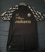 Unterschriebenes Matchworn Lindrit Kamberi Trikot (24/25)