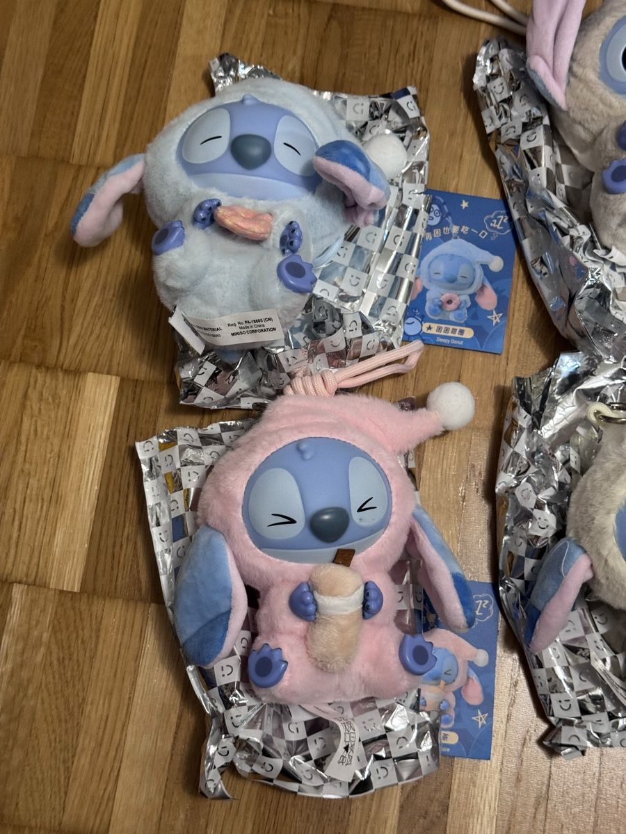 Disney Figuren: Miniso Stitch Eat Something Before Sleep Blind Box Full Set – Gebraucht aus St. Gallen von floriyang 6