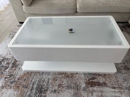 Tisch mit Beleuchtung