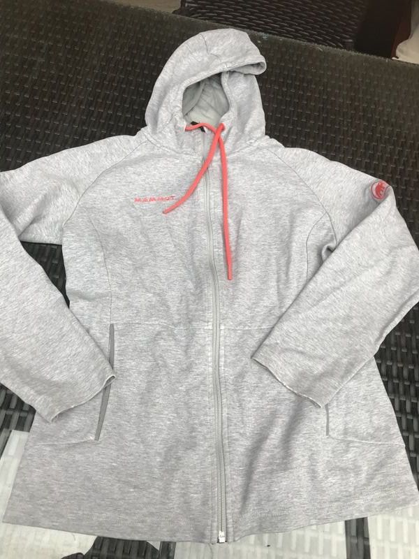 Giacche & Cappotti: Mädchen Sweatjacke Marke Mammut S – Usato da Bergdietikon venduto da antovale