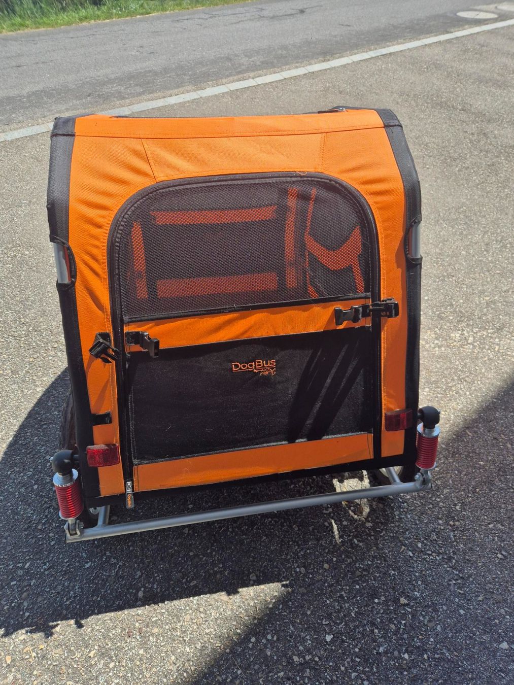 Rimorchi: Hundetransport Veloanhänger – Usato da Menzberg venduto da donker_voort 3