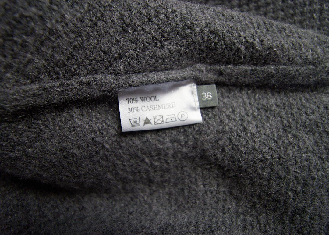 Maglioni & Felpe: Vintage-Pullover, Größe 36, sehr guter Zustand – Nuovo (secondo la descrizione) da Zug venduto da joa_dp6f 2