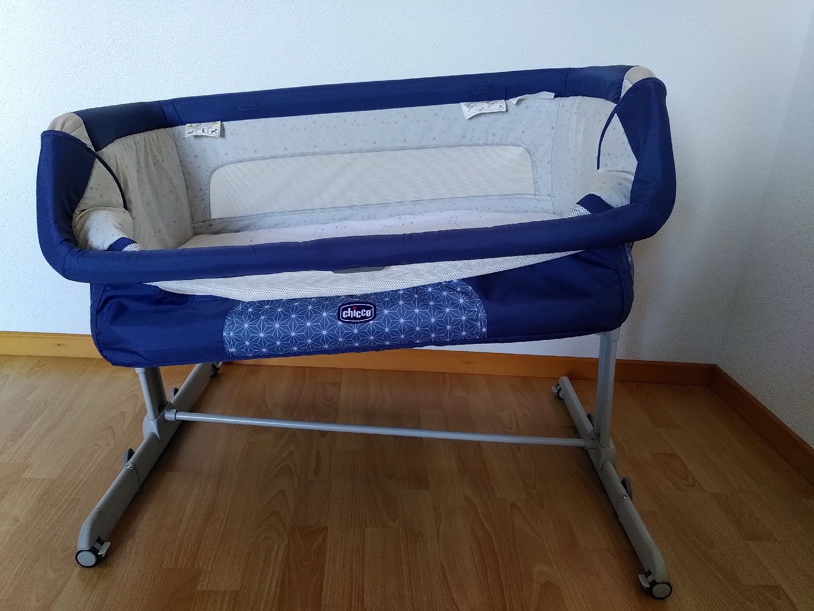 Chicco Lits: Chicco Cododo next2me – D'occasion à Echallens par Raphia87 2