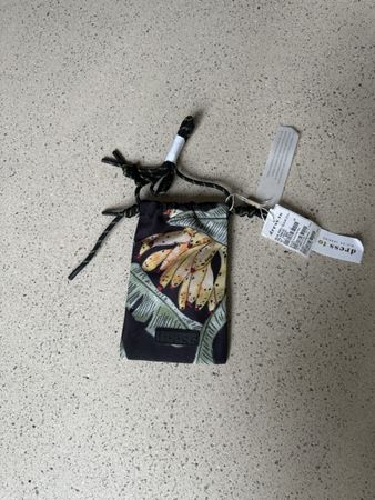 Handytasche Dress to Rio aus Brasilien