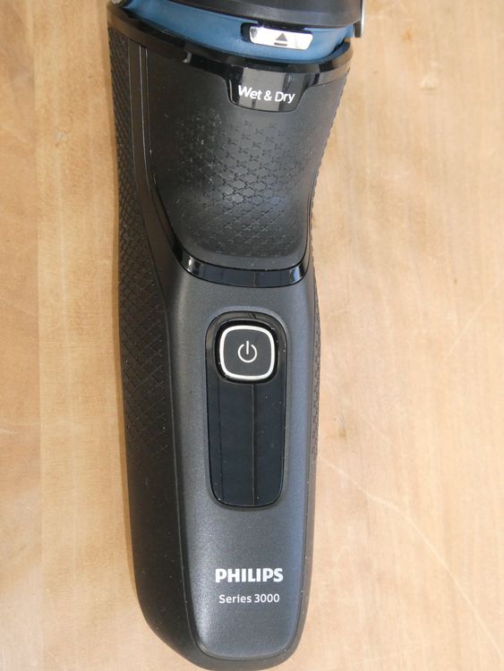 Rasierapparat Philips Series 300 (Gebraucht) in Beromünster für CHF 25 ...