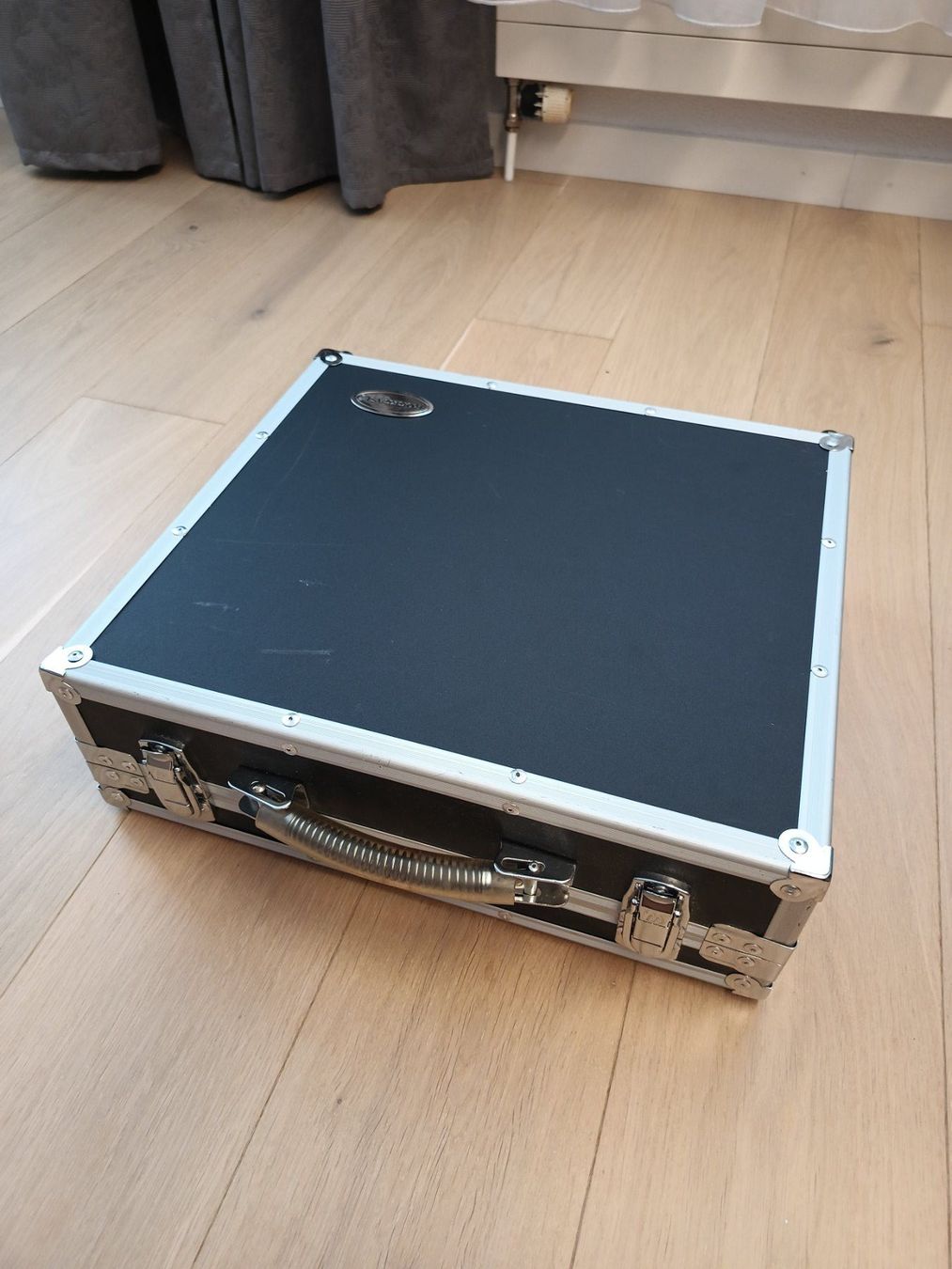 Valigie: Rockcase Flightcase (Haubencase) neuwertig – Usato da Muolen venduto da Brassmaster27 6