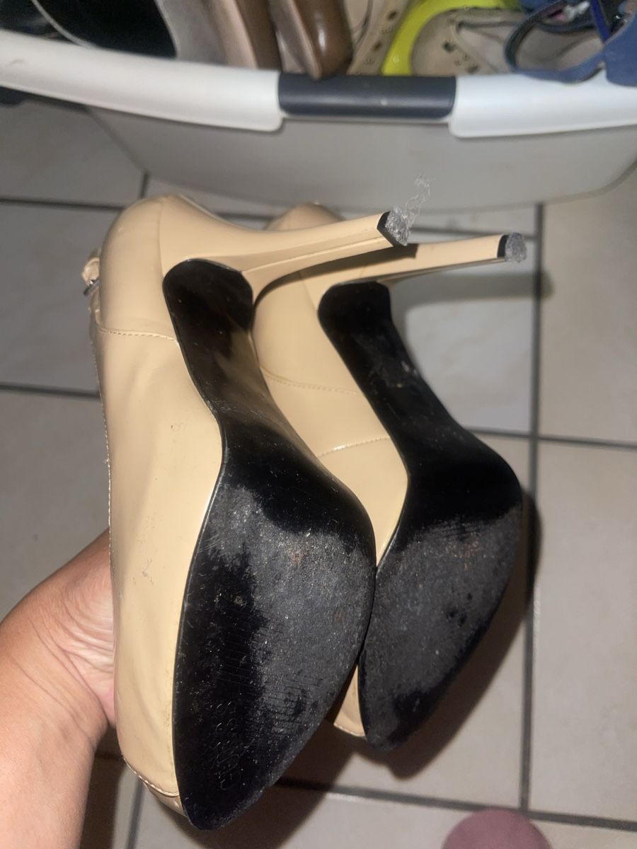 Guess Chaussures femmes: Guess pumps gr.39 – D'occasion à Schöfflisdorf par Bling_it_on 2