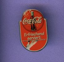 Coca Cola  Erfrischend serviert