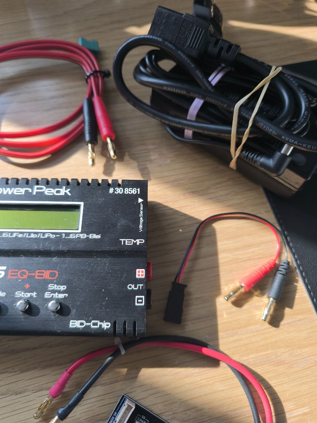 RC Modellbau: Multiplex Power Peak B6 EQ-BID RC Charger Set – Gebraucht aus Neuchâtel von Carlosfmunoz 6