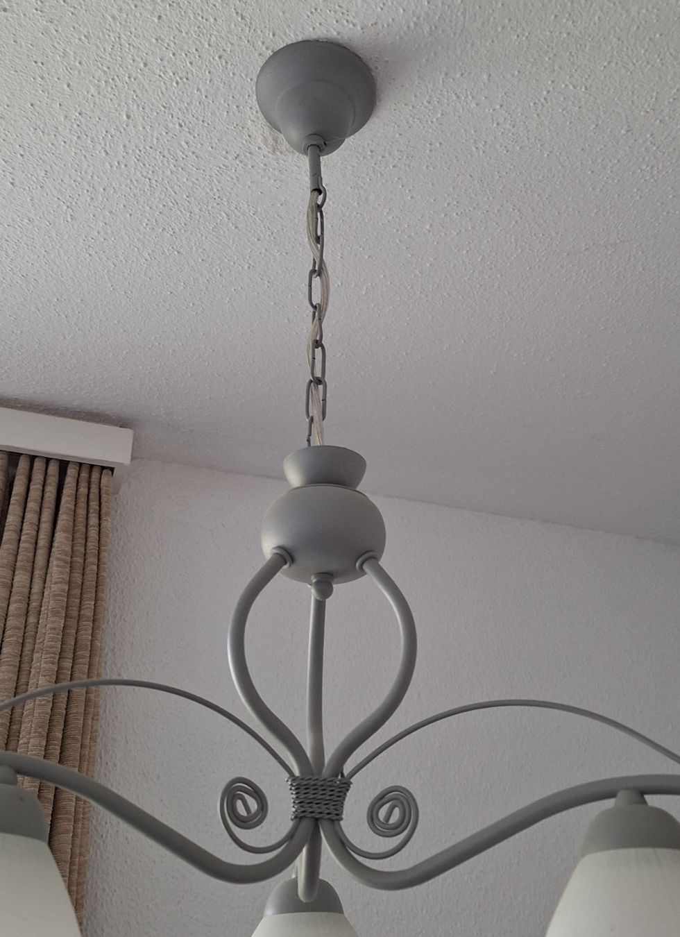 Lampadari & plafoniere: Deckenlampenschirm mit 3 Armen, Metall grau – Usato da Muri AG venduto da Edlerweiss 5