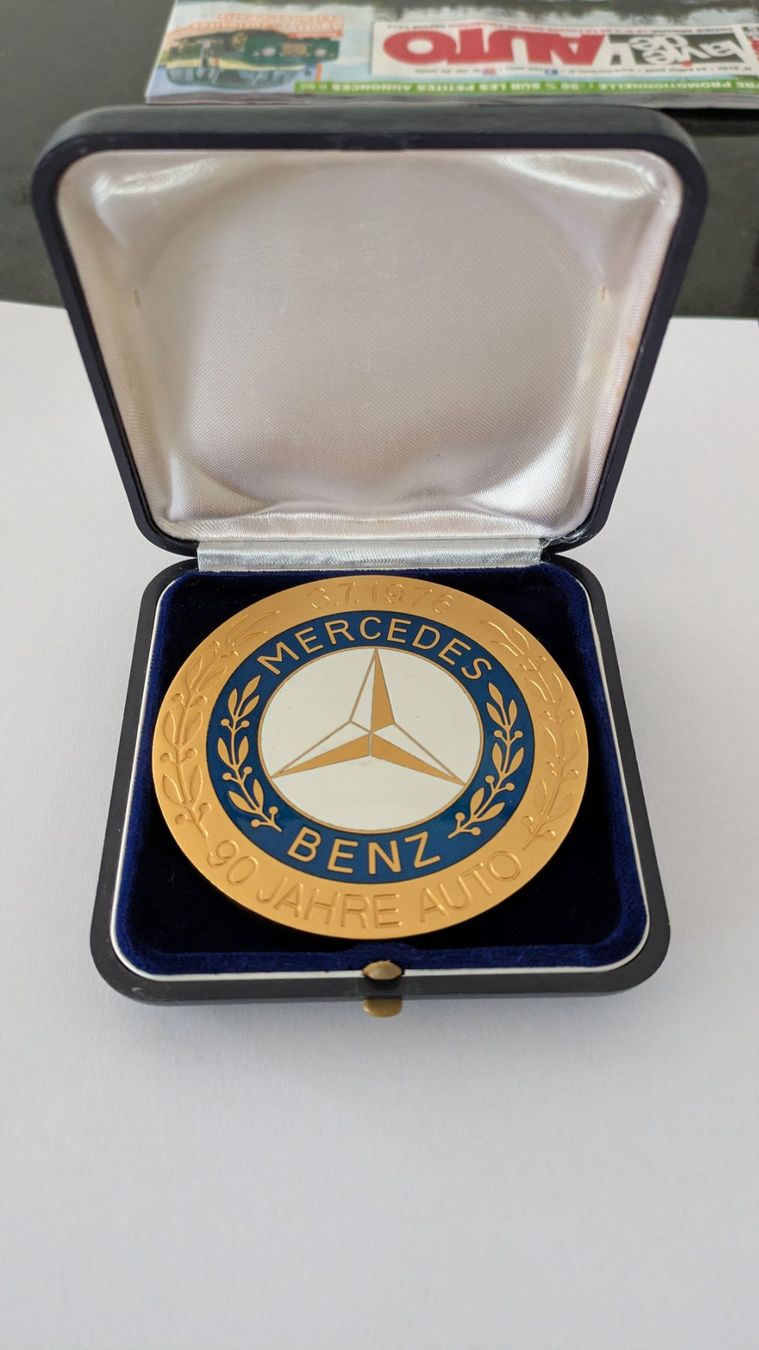 Medaillen: Mercedes Plakette – Gebraucht aus Uesslingen von 1992benz