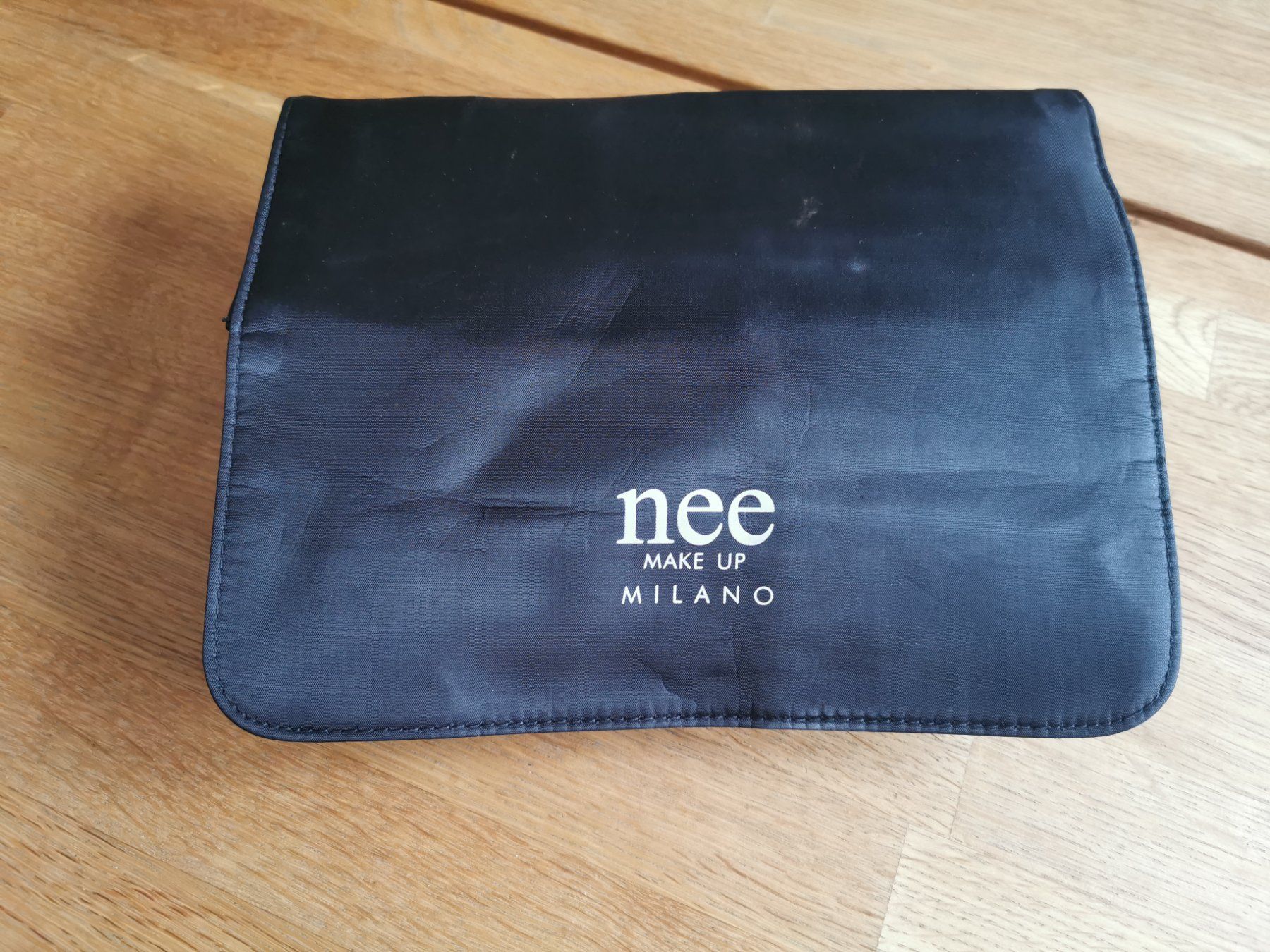Make-up: NEE Professional Brushes Set black – Gebraucht aus Gunzgen von 0Aurin0 1