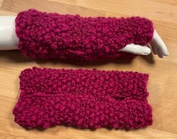 Pulswärmer mit Daumenloch - handgestrickt - NEU