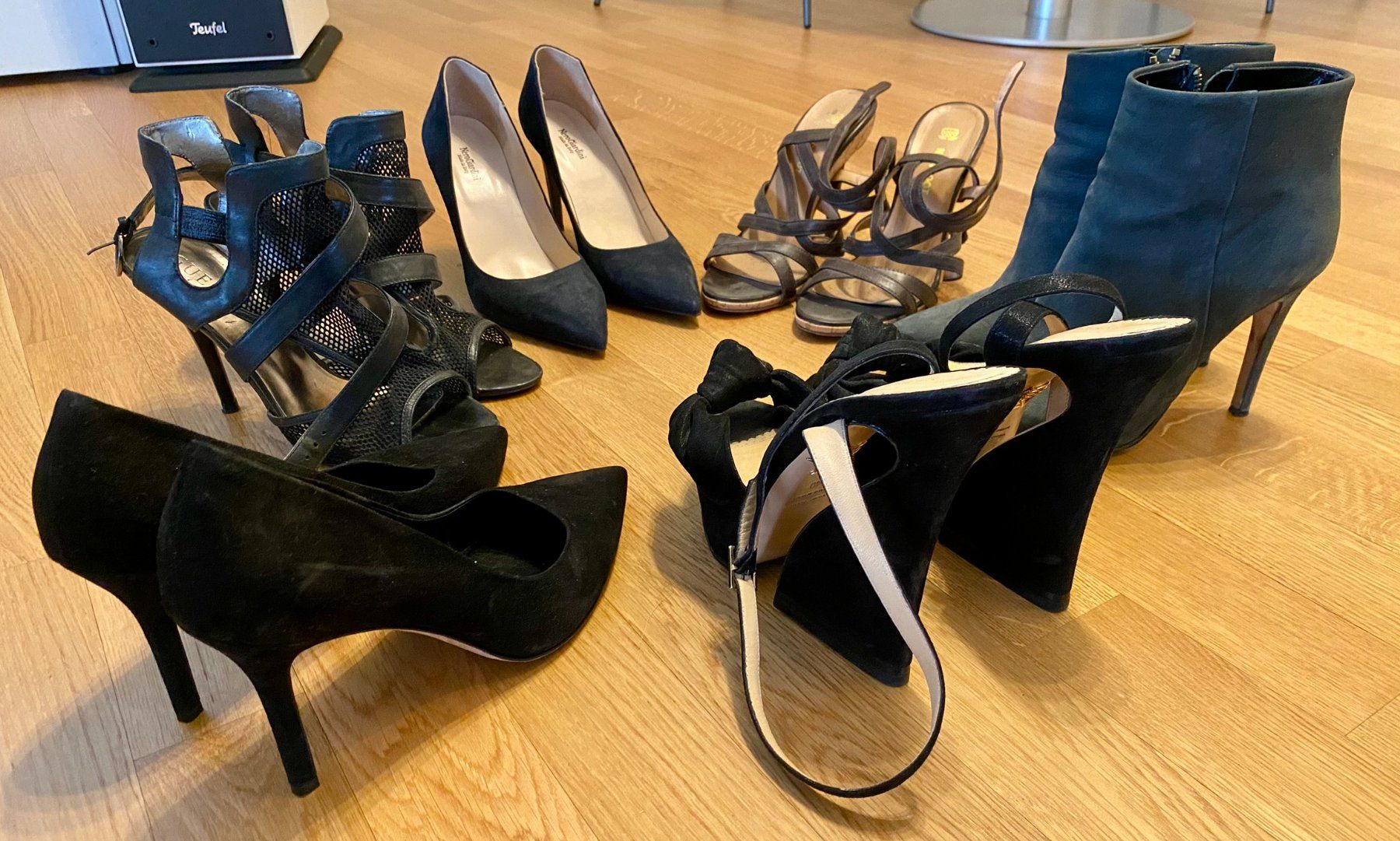 Scarpe da donna: Heels Guess, Navyboot, Nero Giardini, Kennel & Schmenger – Usato da Dielsdorf venduto da Carolinemartine 2
