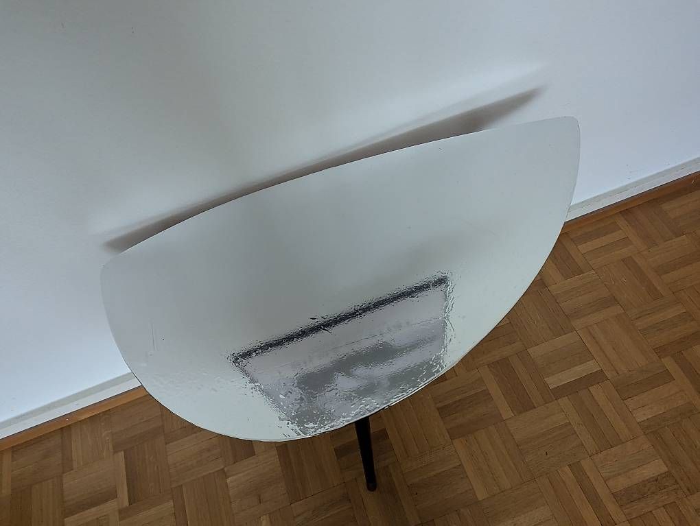 Tavoli: Ikea Lövbacken Tisch Dreibeinig – Usato da Zürich venduto da lin_6dtc 3