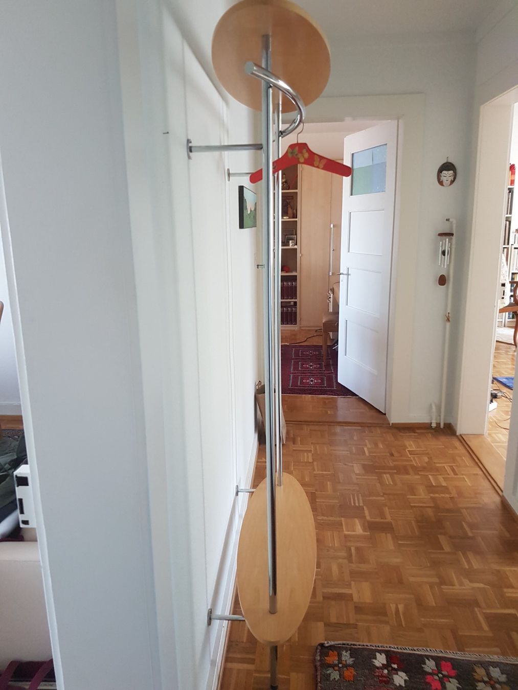 Guardaroba: Garderobe – Usato da Zürich venduto da achtundsiebzig 2