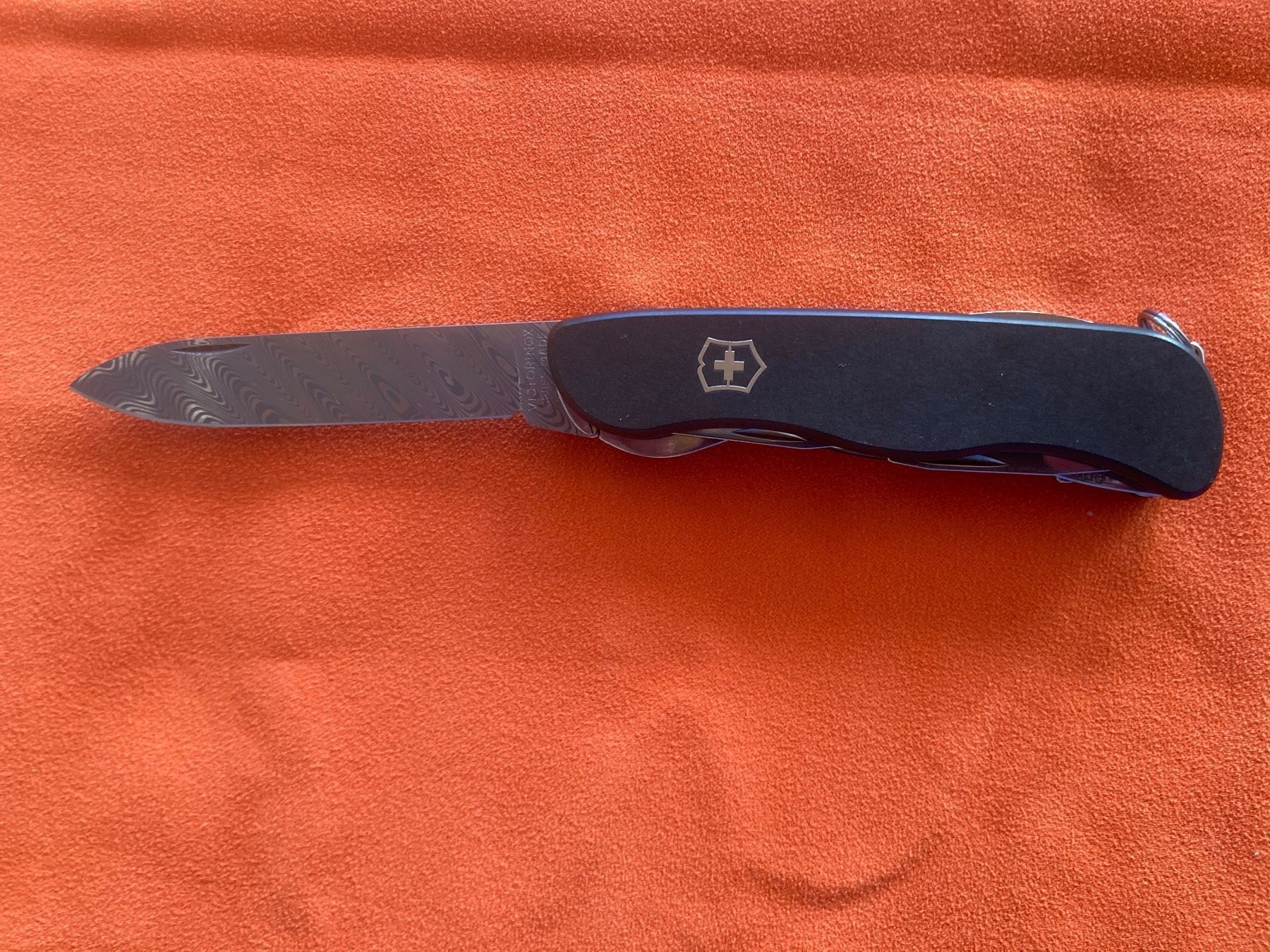 Victorinox Taschenmesser: Victorinox Damast 2017 Sammlermesser – Neu und originalverpackt aus Luzern von Skywalkerone 1