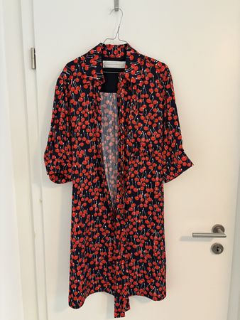 Robe-chemise motif cerise Victoria Beckham