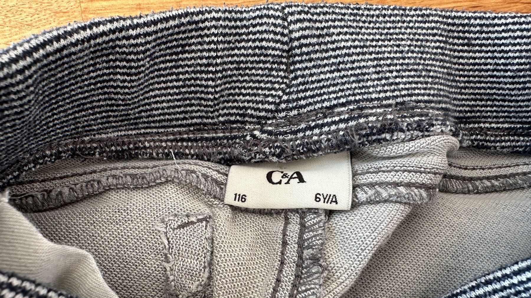 C&A Pantaloni: Jeans - C&A grau Pull-on Gr. 116 – Usato da Winterthur venduto da Secondhand-Family 5