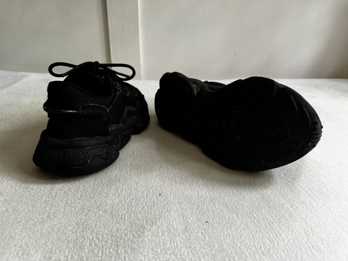 Adidas Chaussures hommes: Adidas Schuhe schwarz Grösse 36 – D'occasion à zürich par PatinaGruen 1