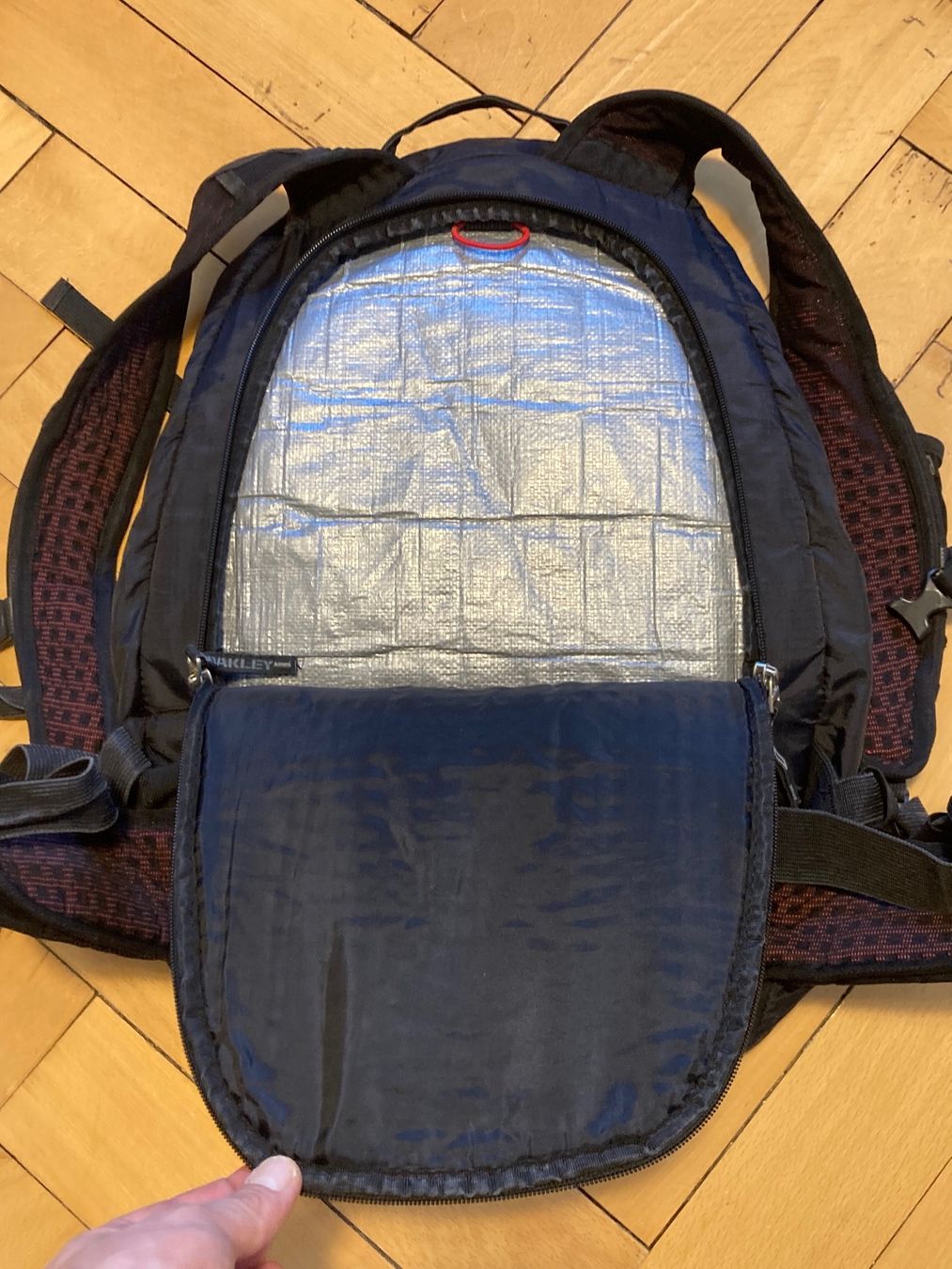 Oakley Zaini: Vintage 90s Oakley Backpack Unreleased Sample 25L – Usato da Zürich venduto da le_souk 4