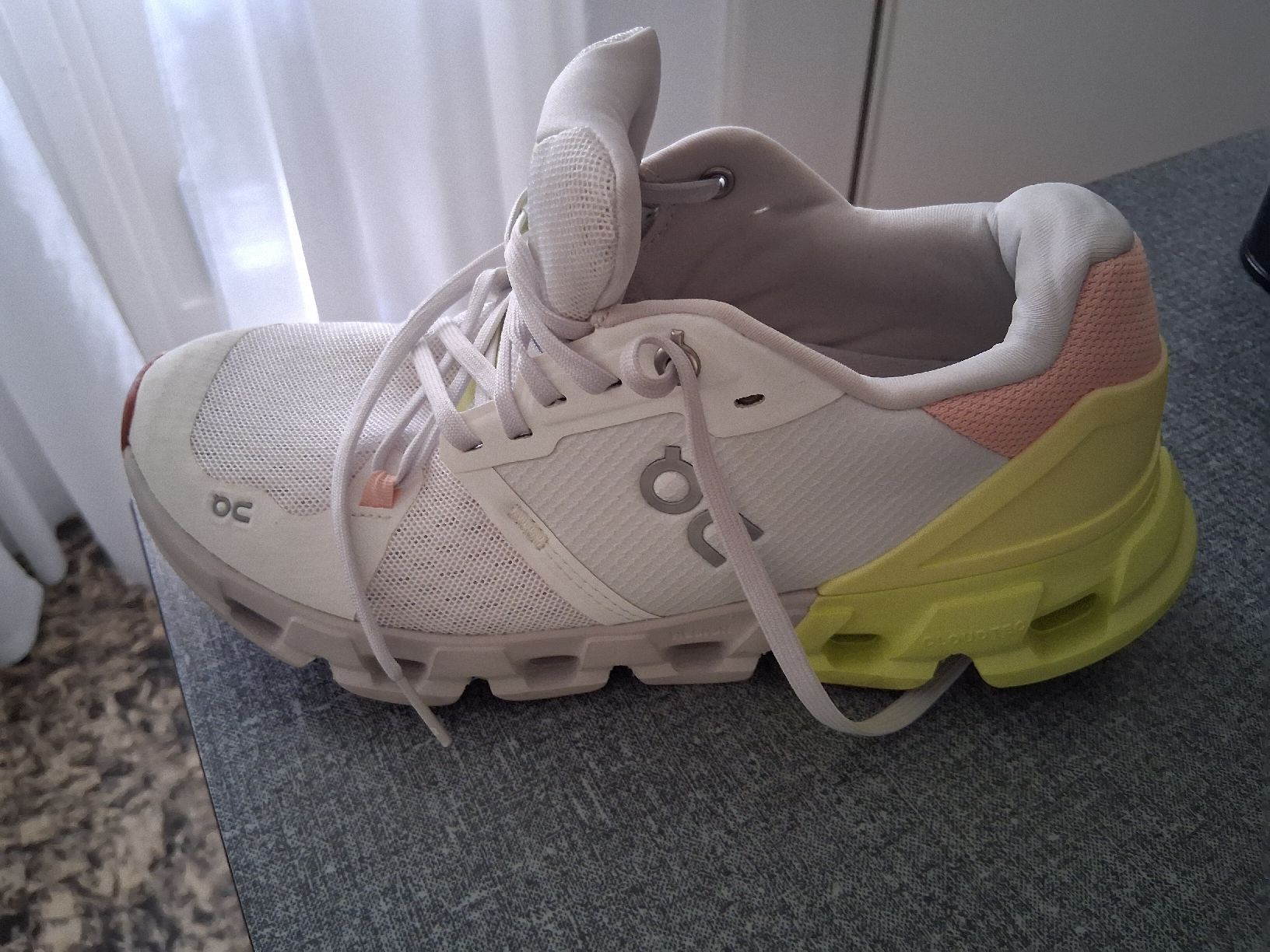 On Scarpe da donna: ON Laufschuhe 38 – Usato da Brittnau venduto da Gismo2012 1