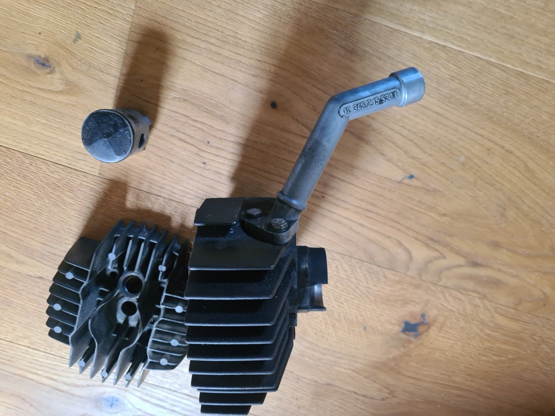 Puch Mofas: Zylinder Austria PUCH Original Guss mit Ansaug – Defekt aus frümsen von Sailem 6