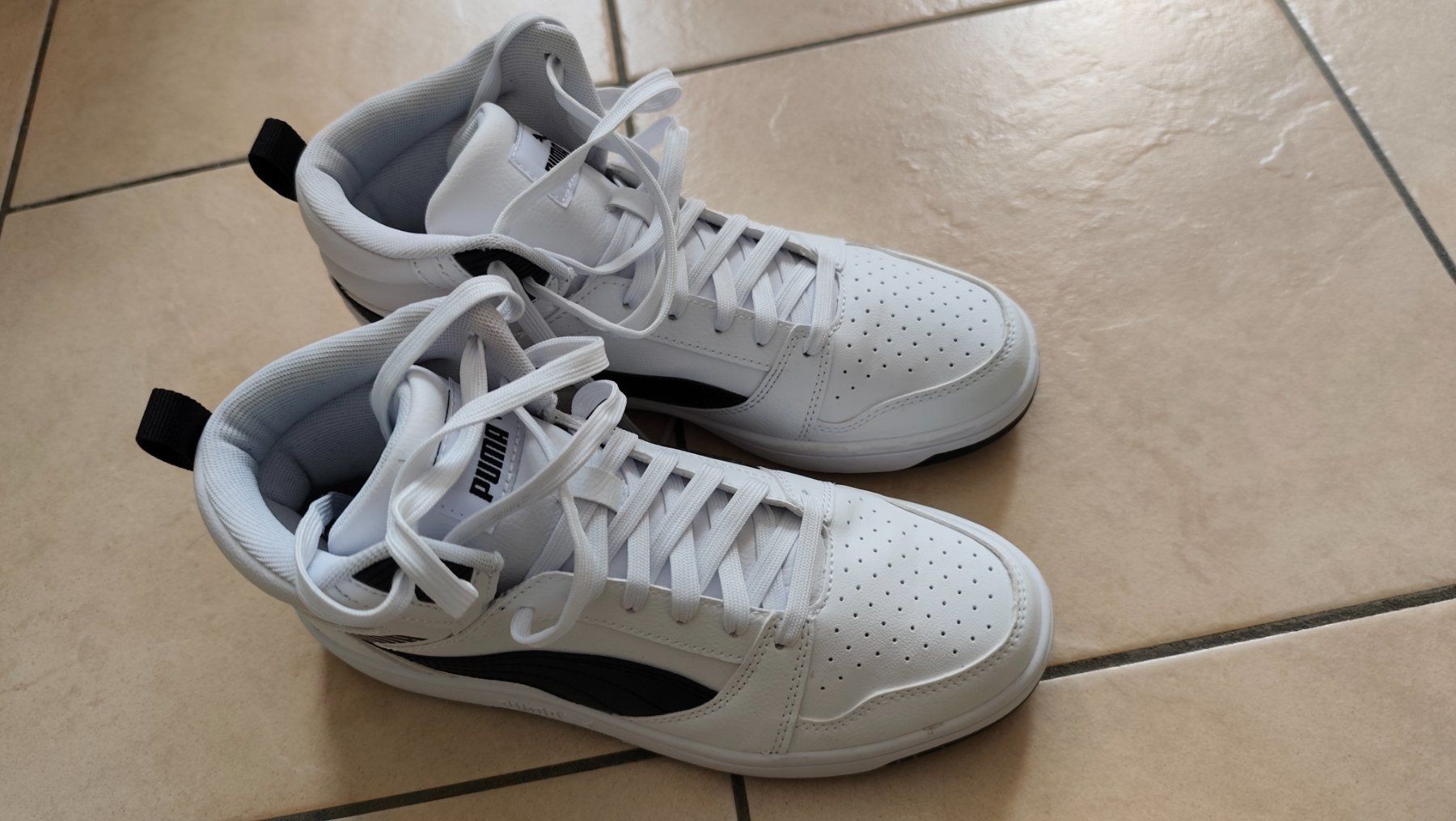 Puma Scarpe da donna: Puma Sneakers Gr. 38.5 – Nuovo (secondo la descrizione) da Alt St. Johann venduto da szo_fh69