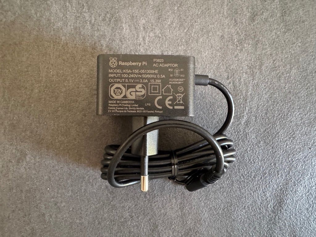 Raspberry Pi PC: Raspberry Pi 4 Model B 1GB RAM mit Original-Netzteil und OVP – Nuovo (secondo la descrizione) da Rothenfluh venduto da Ron999 2