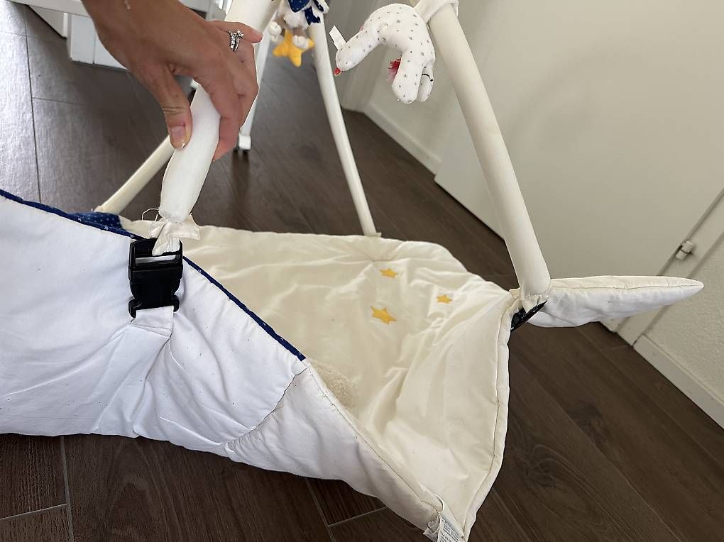Tappeto da gioco: Babydecke mit Spielbogen – Usato da Oberohringen venduto da eri_rz9t 1