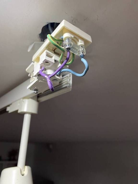 Lits: Rail luminaire – D'occasion à lausanne par Nanard1 2