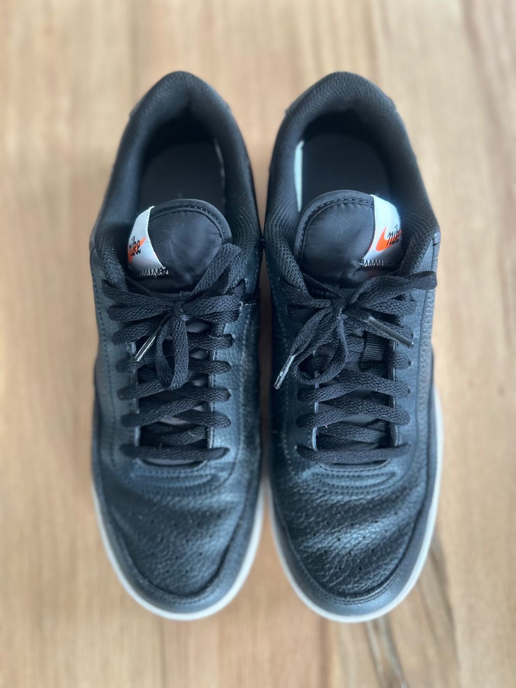 Nike Chaussures hommes: Nike Sneaker Grösse 42 – D'occasion à Ibach par telemax 2