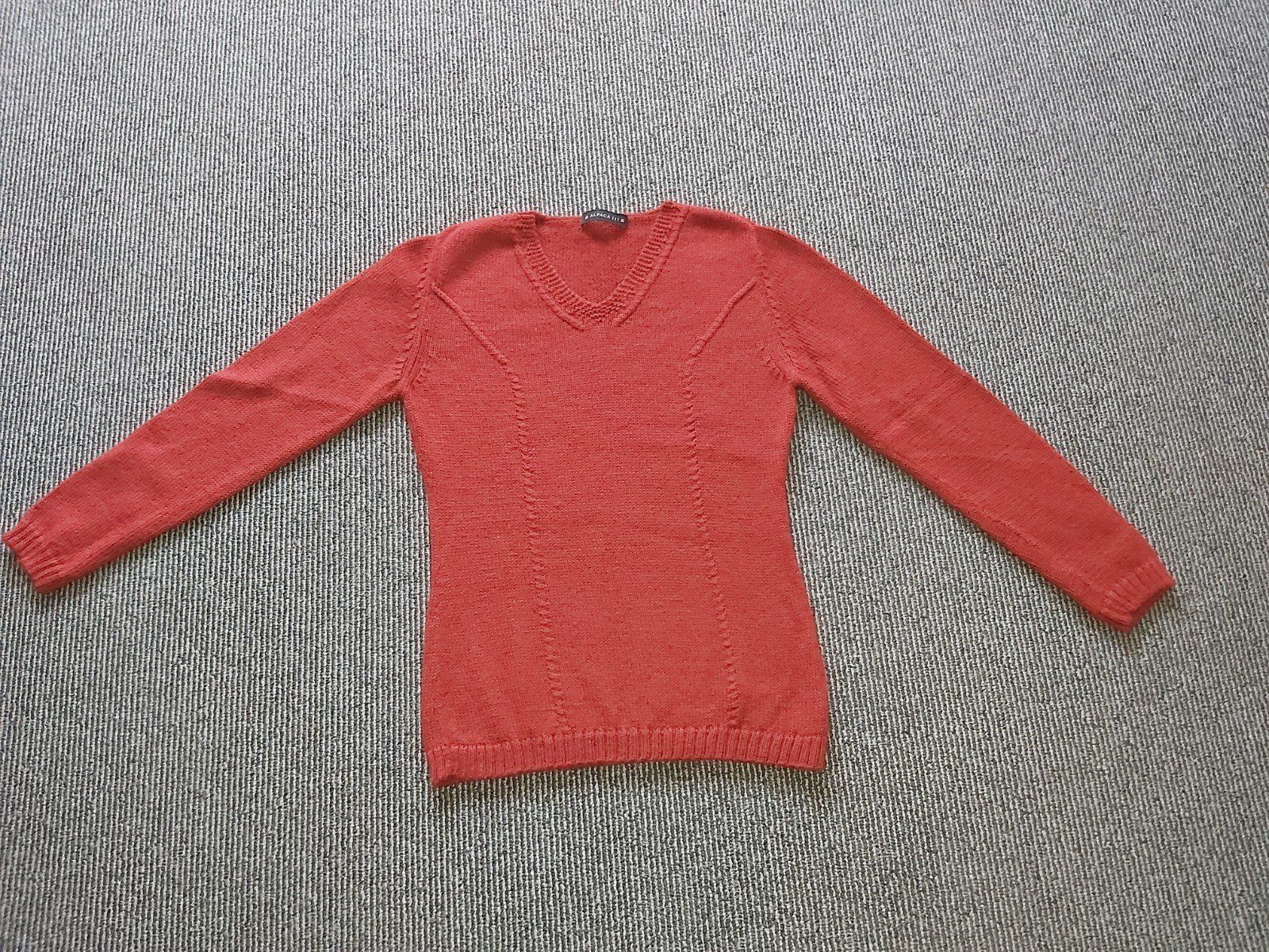 Pullover & Sweatshirts: 100% Alpaka Wolle Pullover V-Ausschnitt rot braun Gr S – Gebraucht aus Rüdlingen von IschGUAT