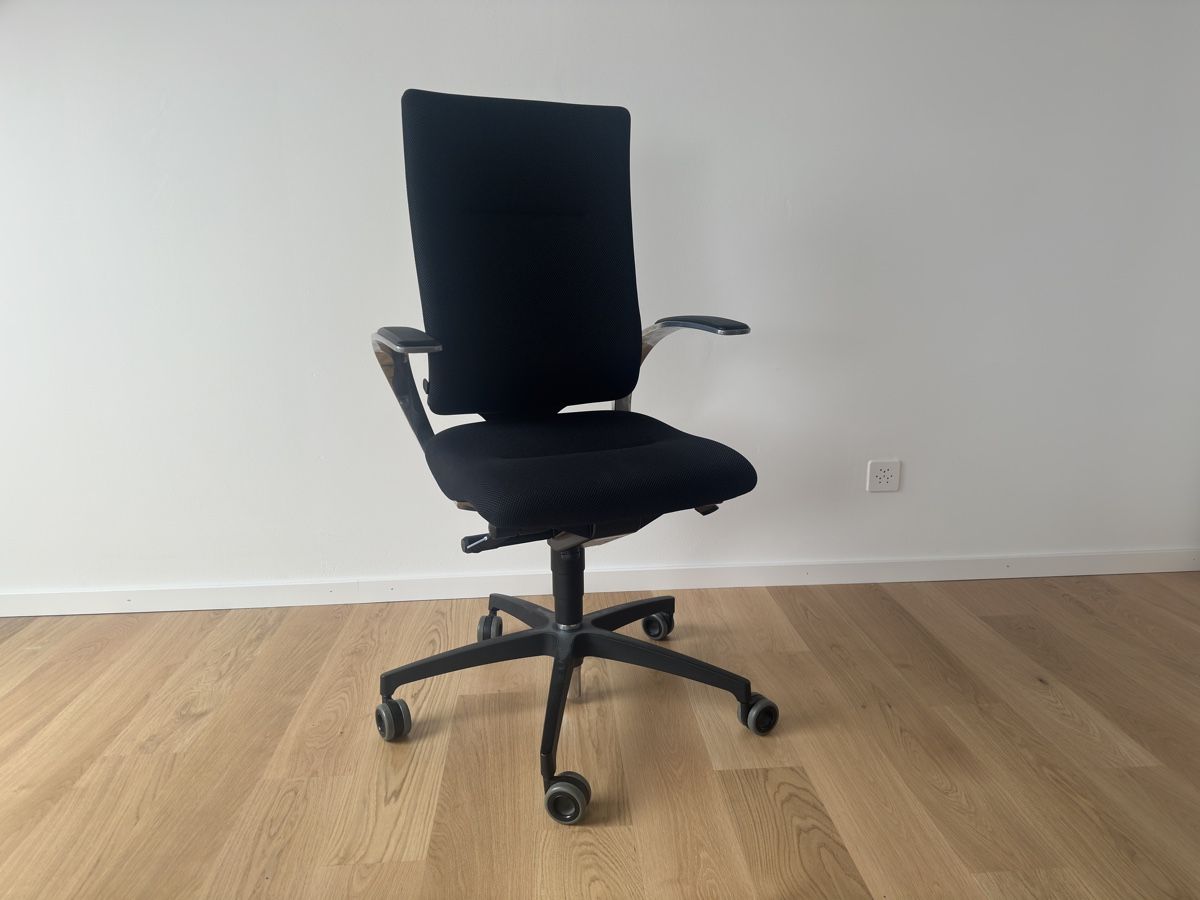 Chaises: Bürostuhl – D'occasion à St. Gallen par kschaellibaum