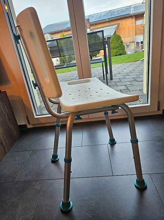 Hocker: Dusch-/ Badhocker – Gebraucht aus Neudorf von Vogelhof 3
