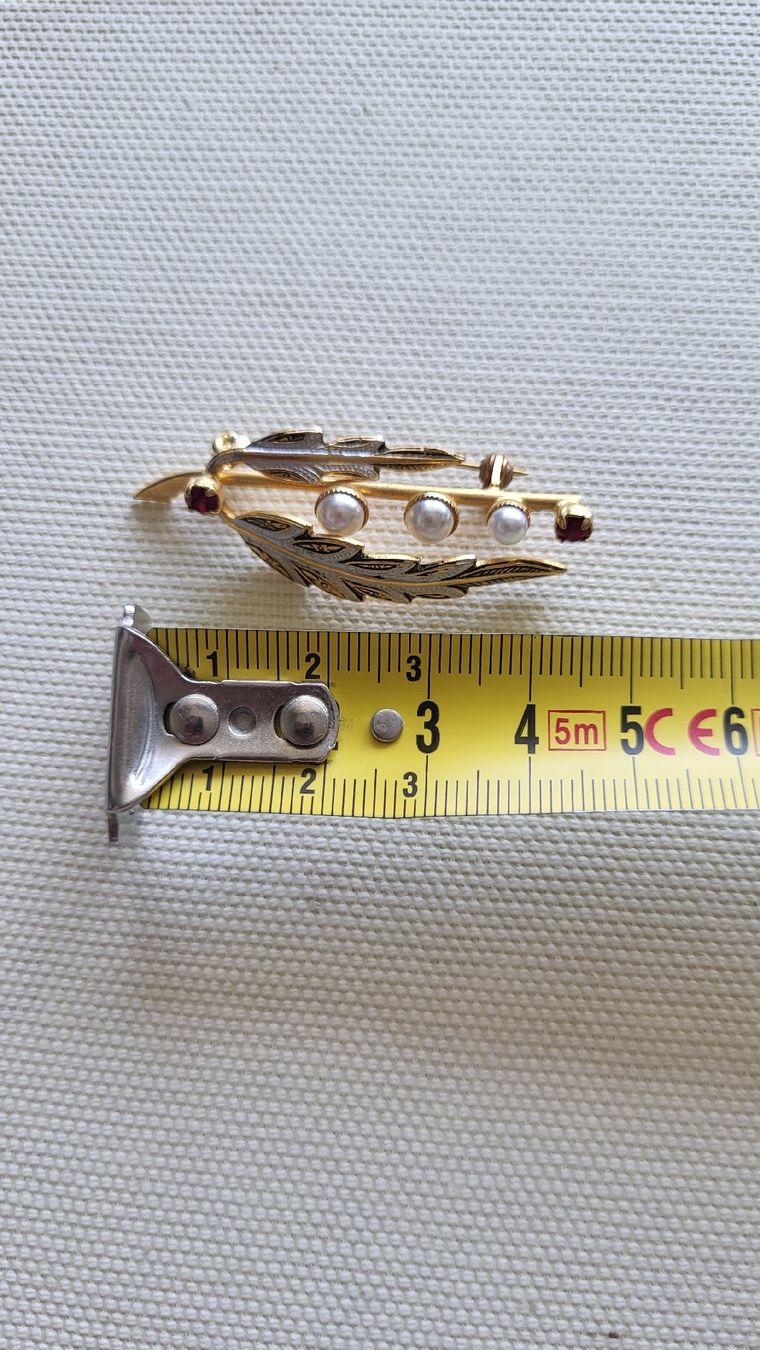 Spille & Fermagli: Broche vintage dorée – Usato da Cortaillod venduto da Amira_Nad 2