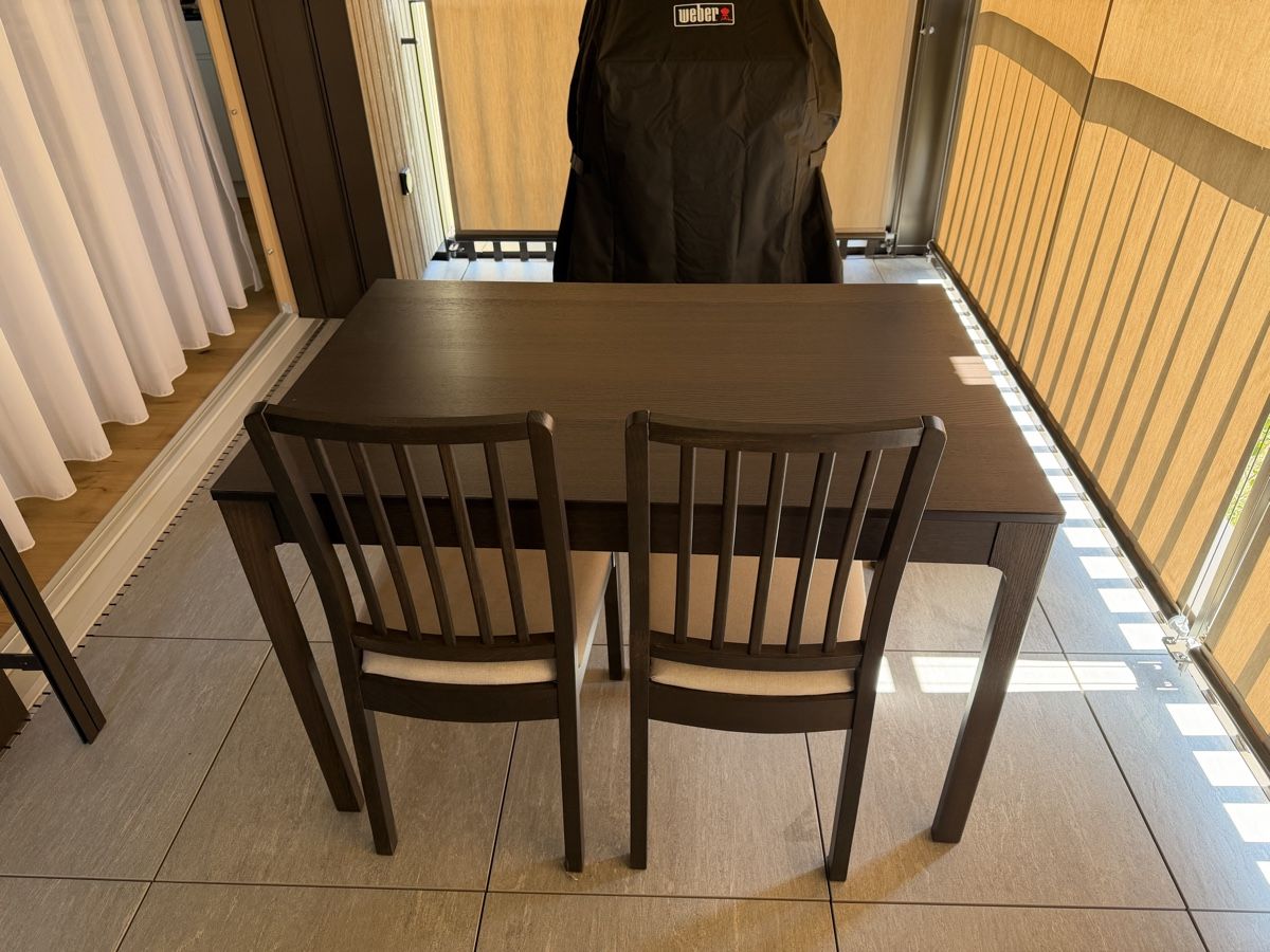 Ikea Set di tavolo e panche: Ausziehtisch mit 2 Stühlen und Sitzbank – Usato da Richterswil venduto da ale_ym9l 4