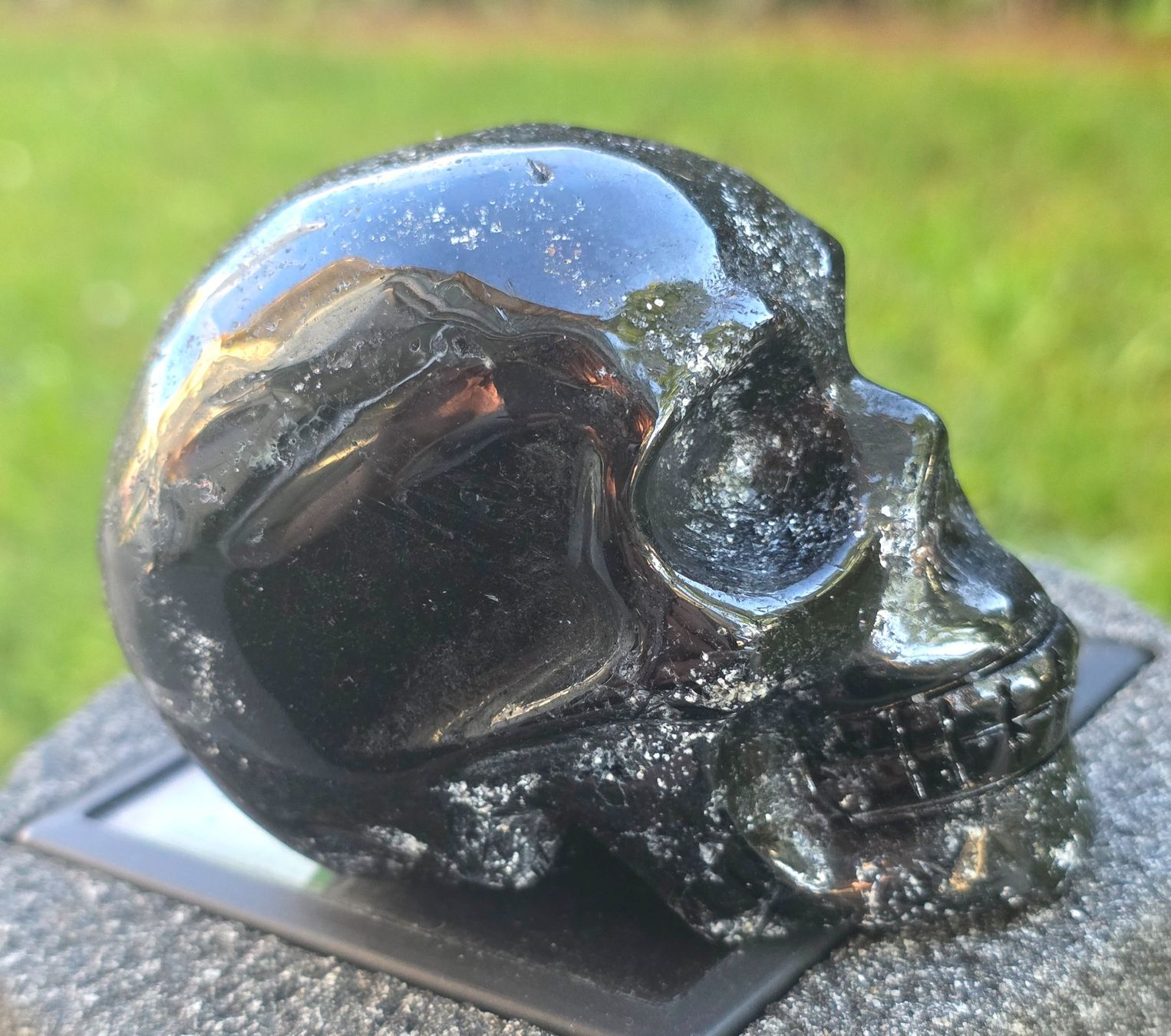 Minerali & Pietre curative: Eleganter schwarzer Turmalin Schädel B 334gg – Nuovo e nell'imballaggio originale da Matzingen venduto da Shay_Crystalz 2
