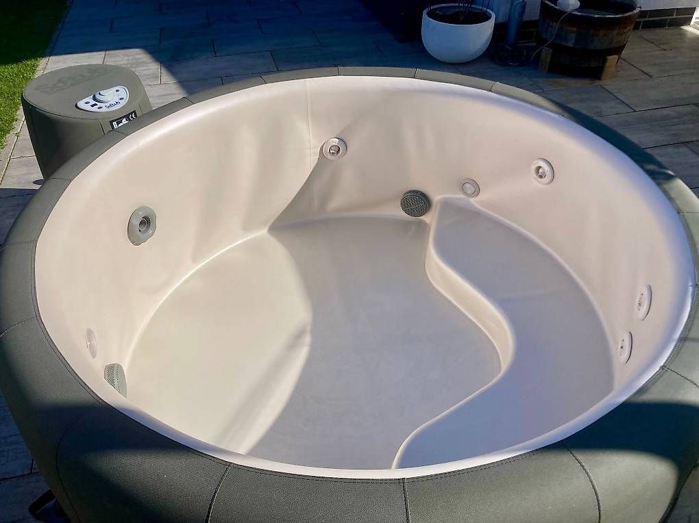 Softub Whirlpool: Softub Poseidon 2024 - Stone Tweet – Nuovo (secondo la descrizione) da Schongau venduto da Immocar 1