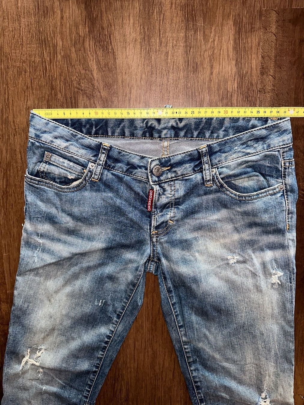 Dsquared2 Jeans: Jeans Dsquared2 - IT 42 – Nuovo (secondo la descrizione) da St-Sulpice VD venduto da juhdu 1
