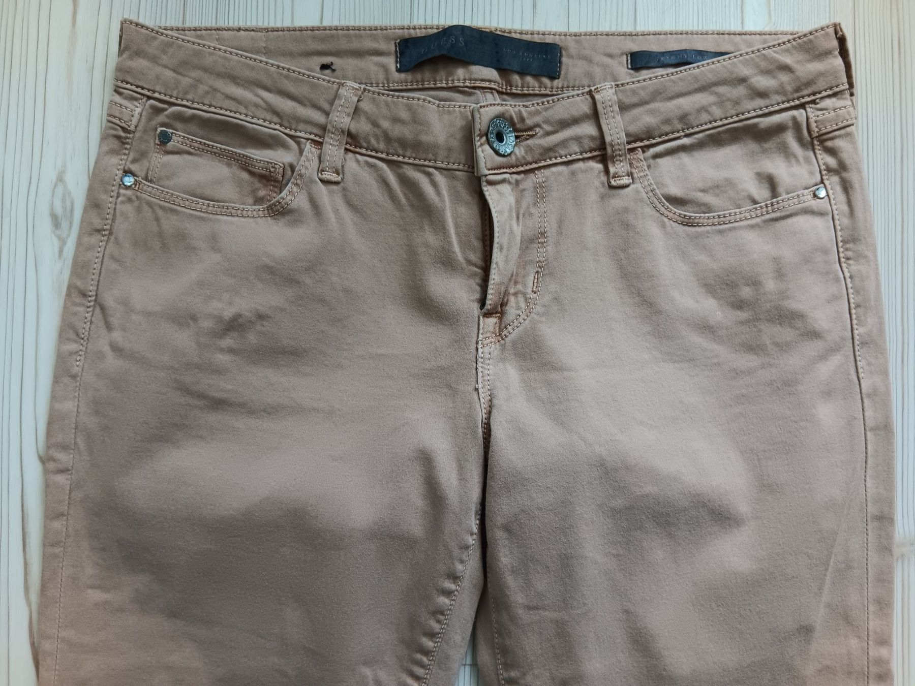 Guess Jeans: GUESS Jeans SKINNY LOW taille / Grosse 28 – Gebraucht aus Cossonay-ville von Super-Price-Quality 1